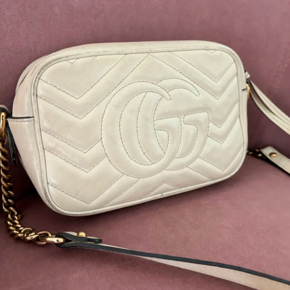 Authentic Gucci GG Marmont Mini Shoulder Bag - Picture 9 of 16